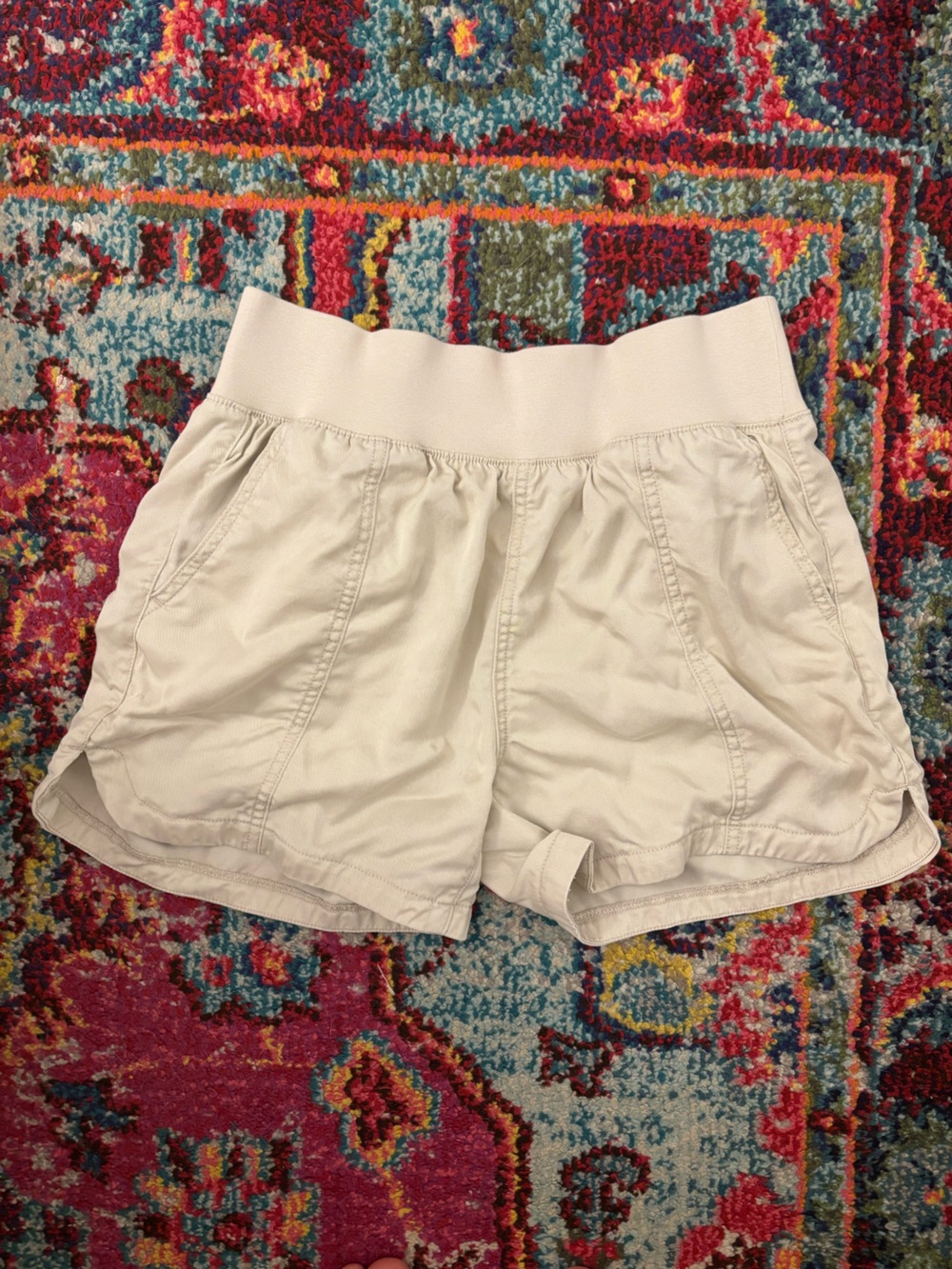 Women's Cream Athletic Pull-On Shorts with Elastic Waistband